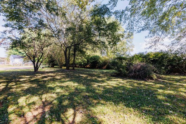 820 Jay Ln, Lascassas, TN 37085