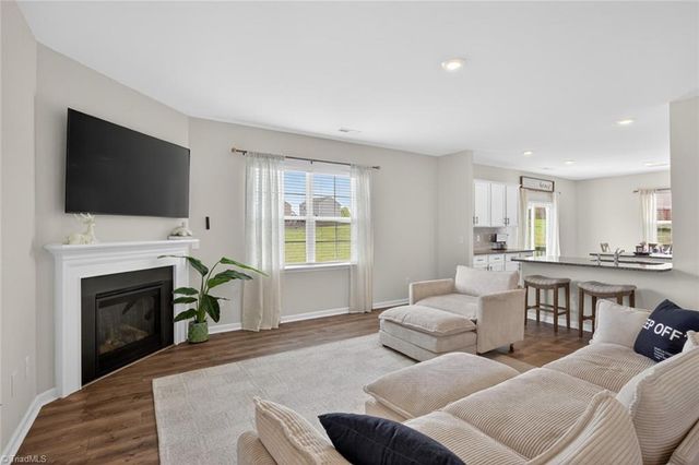 8524 Cripple gate Trace, Browns Summit, NC 27214