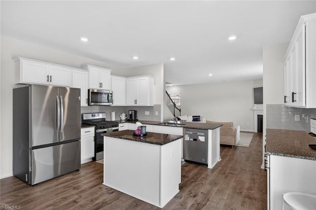 8524 Cripple gate Trace, Browns Summit, NC 27214