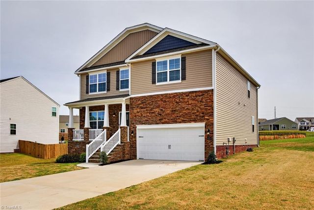 8524 Cripple gate Trace, Browns Summit, NC 27214