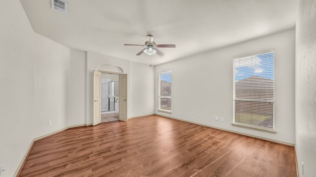 5401 Grayson Ridge Drive, Fort Worth, TX 76179