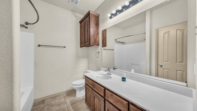 5401 Grayson Ridge Drive, Fort Worth, TX 76179