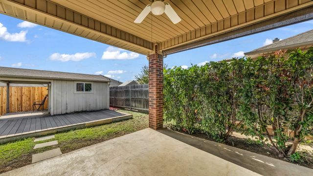 5401 Grayson Ridge Drive, Fort Worth, TX 76179