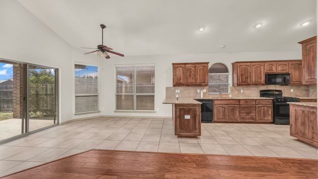 5401 Grayson Ridge Drive, Fort Worth, TX 76179