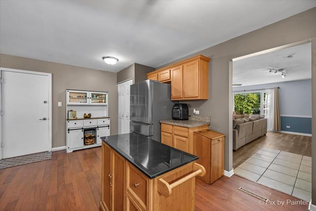 1705 Poplar Avenue, Hanover Park, IL 60133