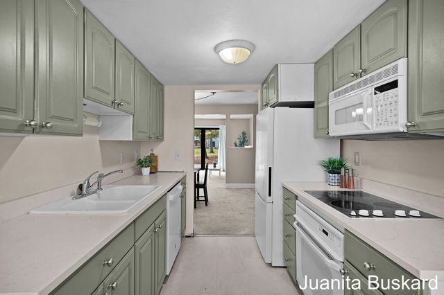 4106 North Norway Street Se, City Of Kentwood, MI 49546