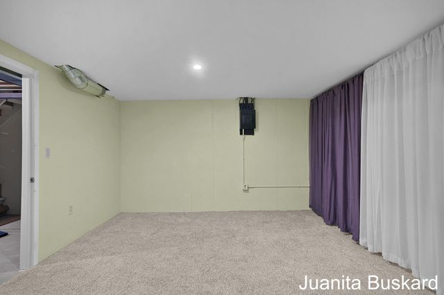 4106 North Norway Street Se, City Of Kentwood, MI 49546