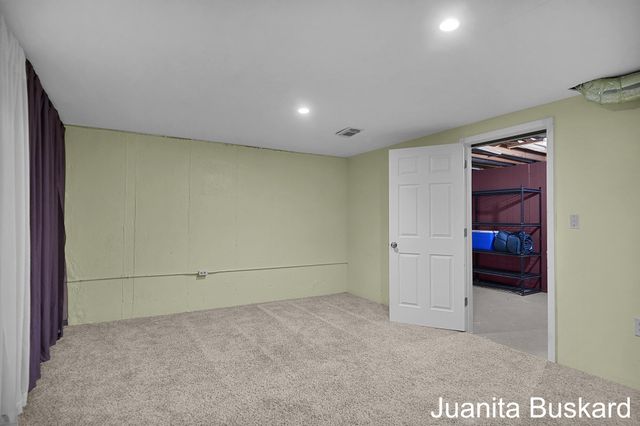 4106 North Norway Street Se, City Of Kentwood, MI 49546