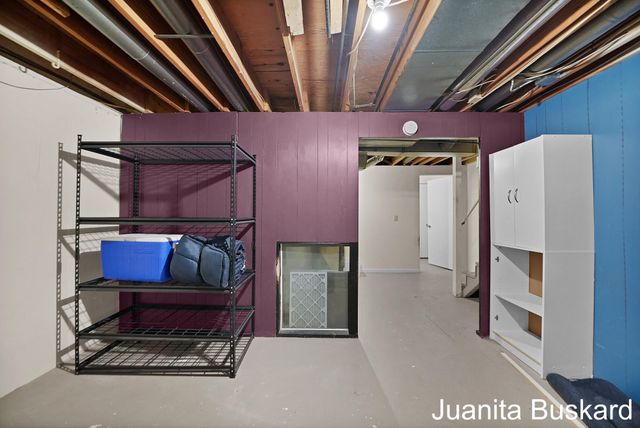 4106 North Norway Street Se, City Of Kentwood, MI 49546