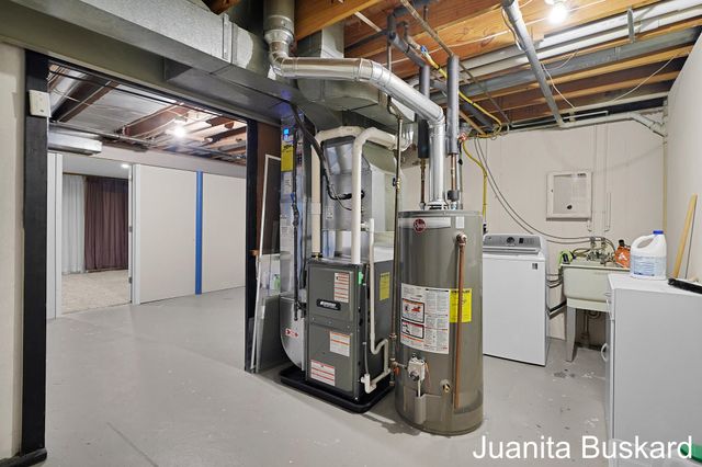 4106 North Norway Street Se, City Of Kentwood, MI 49546