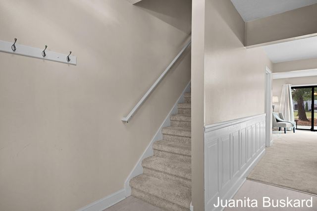 4106 North Norway Street Se, City Of Kentwood, MI 49546