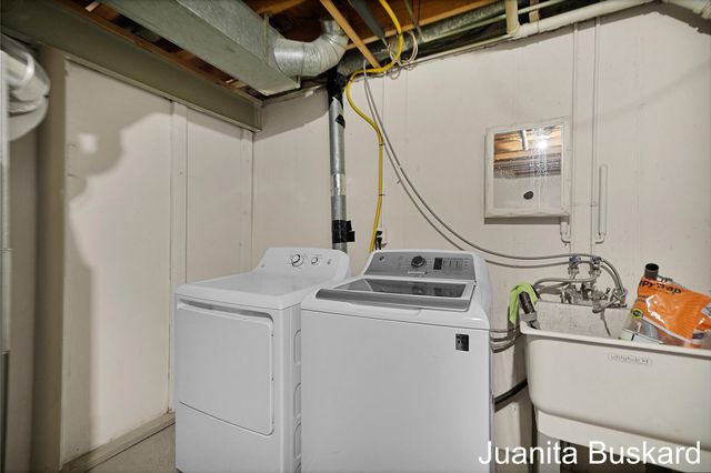 4106 North Norway Street Se, City Of Kentwood, MI 49546