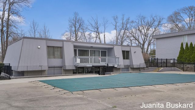 4106 North Norway Street Se, City Of Kentwood, MI 49546