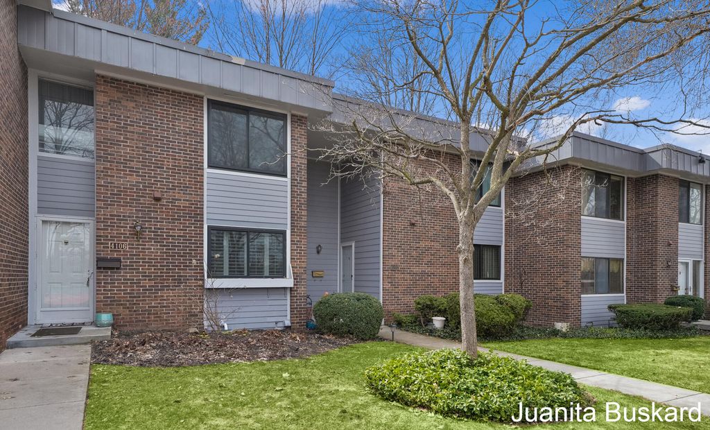 4106 North Norway Street Se, City Of Kentwood, MI 49546