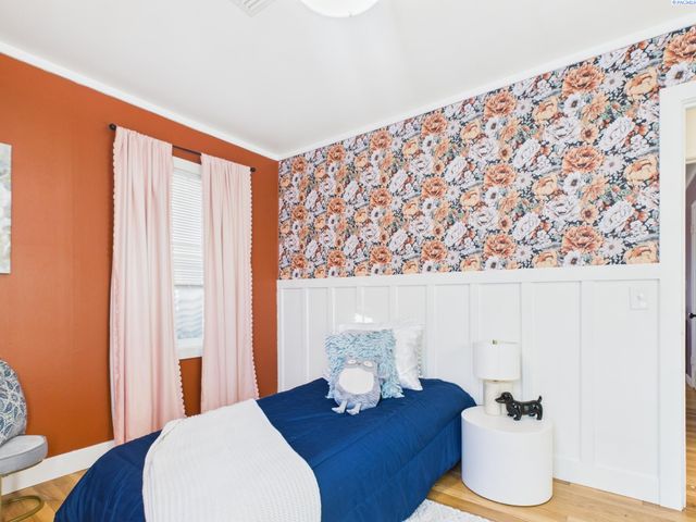 1108 Torbett St, Richland, WA 99354