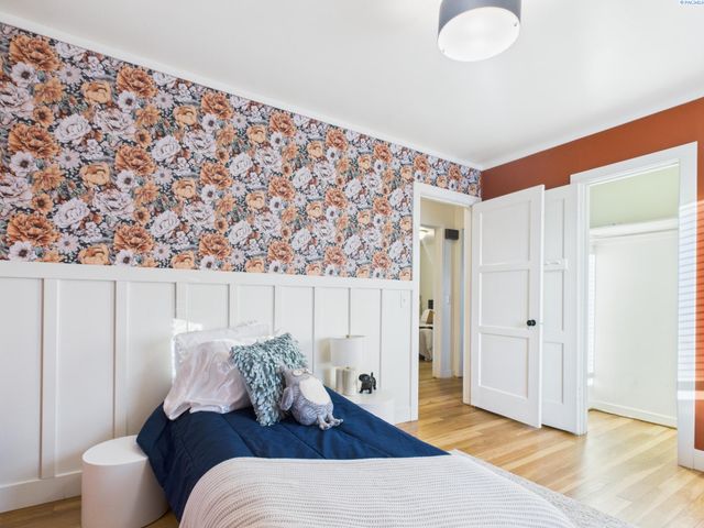 1108 Torbett St, Richland, WA 99354