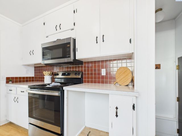 1108 Torbett St, Richland, WA 99354