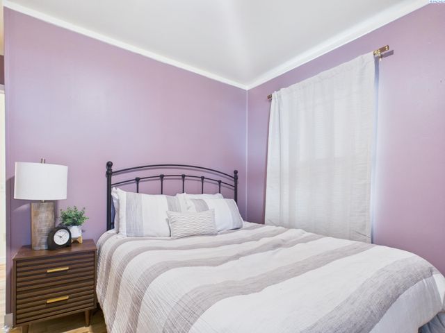 1108 Torbett St, Richland, WA 99354