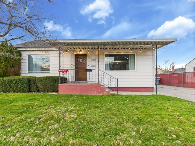 1108 Torbett St, Richland, WA 99354