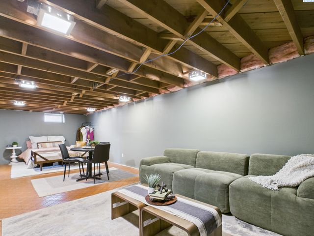 1108 Torbett St, Richland, WA 99354