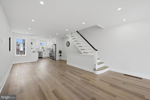 7352 SOMMERS RD, Philadelphia, PA 19138
