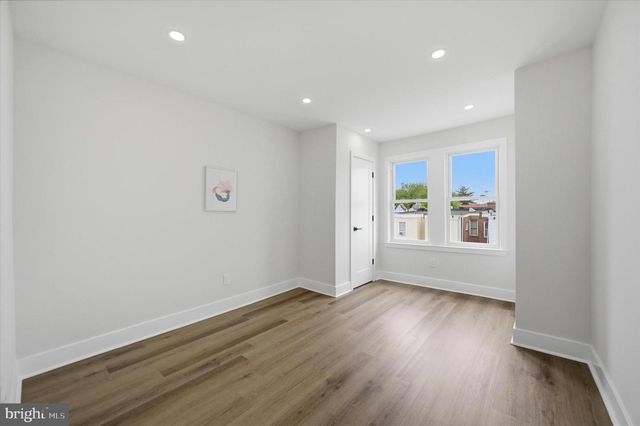 7352 SOMMERS RD, Philadelphia, PA 19138