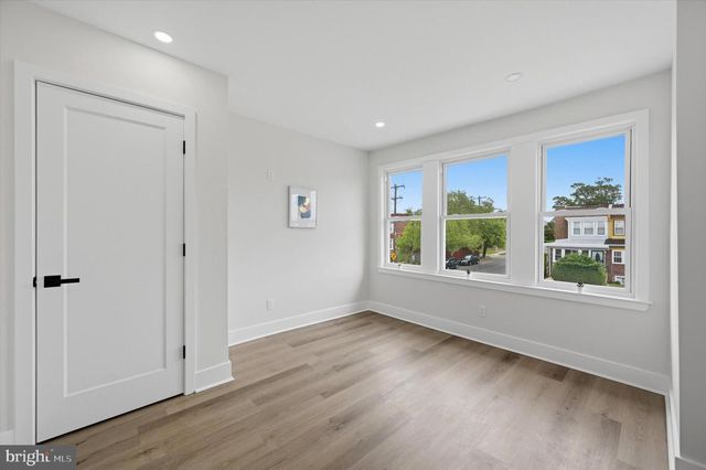 7352 SOMMERS RD, Philadelphia, PA 19138