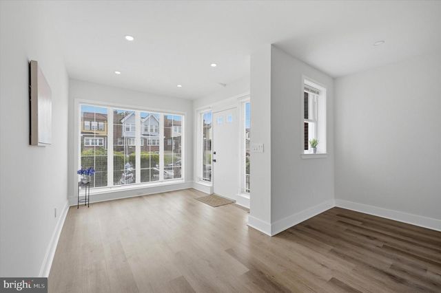 7352 SOMMERS RD, Philadelphia, PA 19138