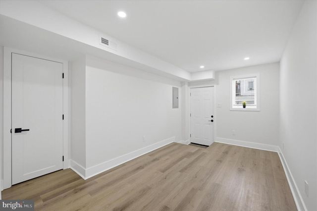 7352 SOMMERS RD, Philadelphia, PA 19138