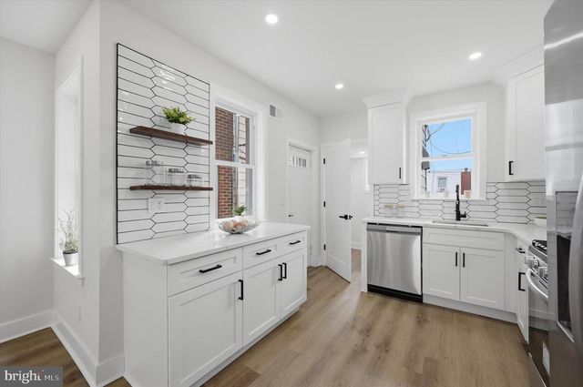 7352 SOMMERS RD, Philadelphia, PA 19138
