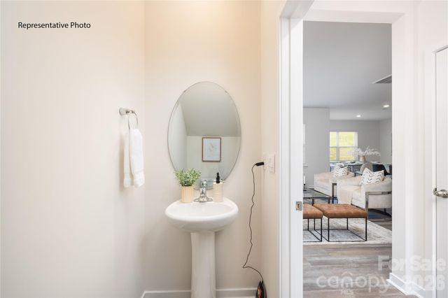 3711 Coleman Drive, Charlotte, NC 28215