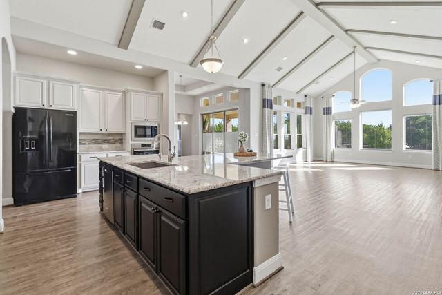 3337 Harvest View, Marion, TX 78124