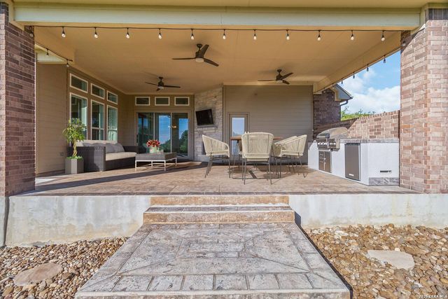 3337 Harvest View, Marion, TX 78124