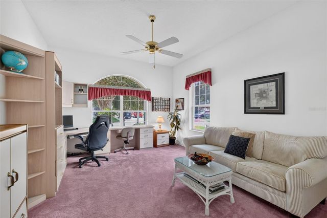 542 LOMA PASEO DRIVE, The Villages, FL 32159