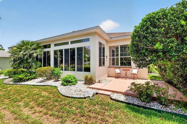 542 LOMA PASEO DRIVE, The Villages, FL 32159