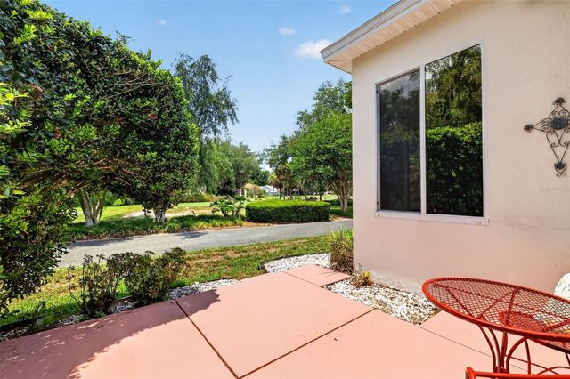 542 LOMA PASEO DRIVE, The Villages, FL 32159