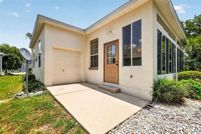 542 LOMA PASEO DRIVE, The Villages, FL 32159