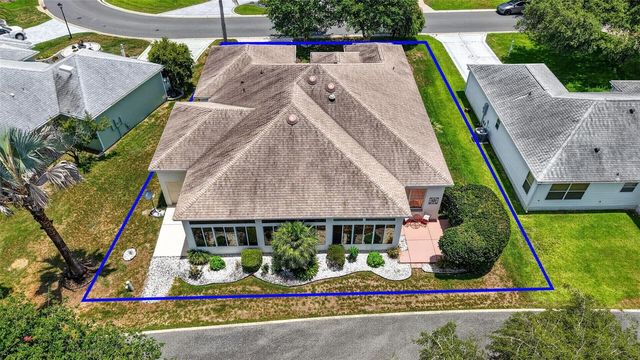 542 LOMA PASEO DRIVE, The Villages, FL 32159