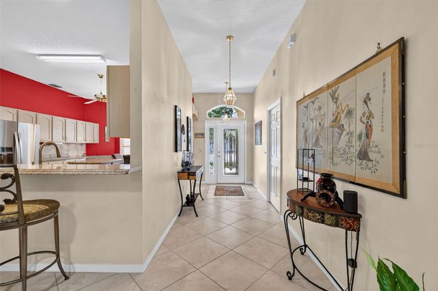 542 LOMA PASEO DRIVE, The Villages, FL 32159