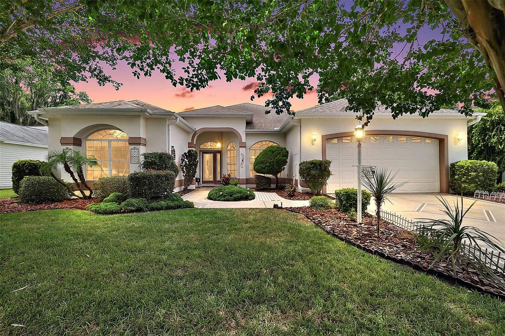 542 LOMA PASEO DRIVE, The Villages, FL 32159
