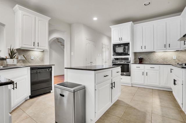 2322 Vinemead Court, Katy, TX 77450