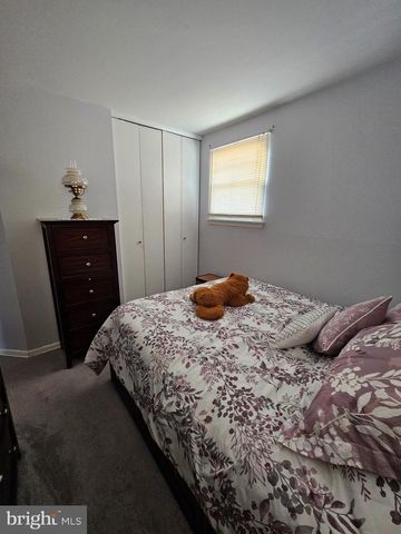 980 MARSHALL DR, Warminster, PA 18974