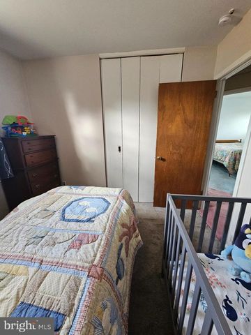 980 MARSHALL DR, Warminster, PA 18974