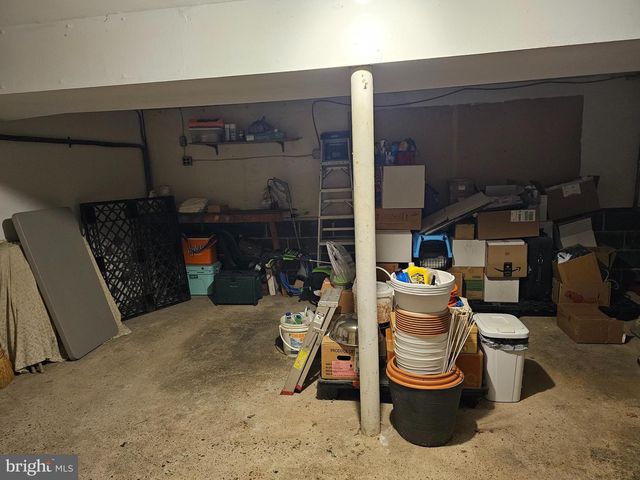 980 MARSHALL DR, Warminster, PA 18974