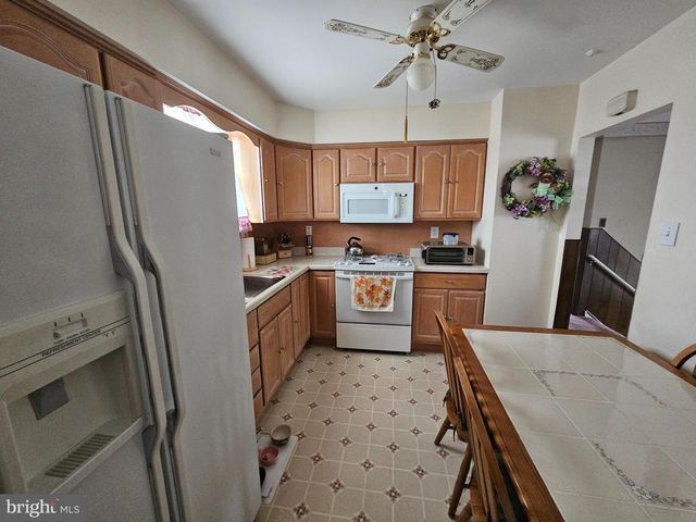 980 MARSHALL DR, Warminster, PA 18974