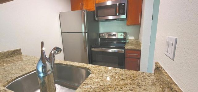 7221 Shelter Creek Lane, San Bruno, CA 94066