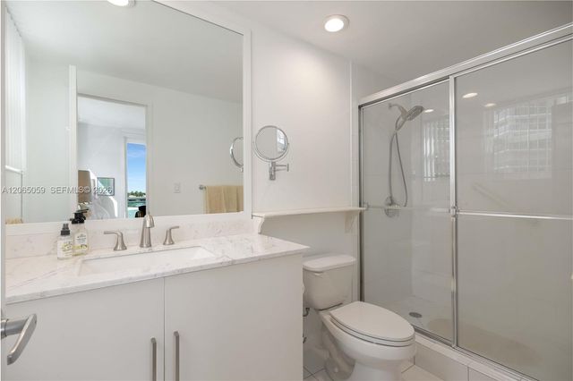 3001 S Ocean Drive 443, Hollywood, FL 33019