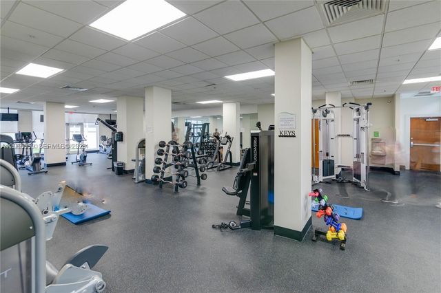 3001 S Ocean Drive 443, Hollywood, FL 33019