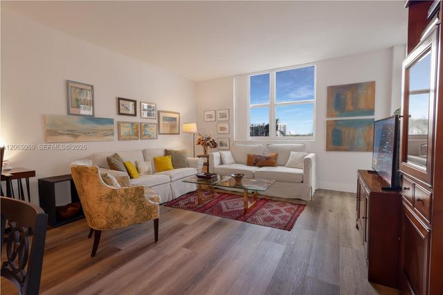 3001 S Ocean Drive 443, Hollywood, FL 33019