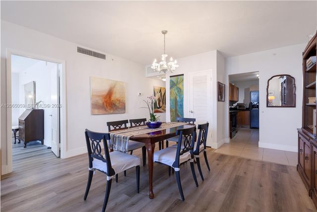 3001 S Ocean Drive 443, Hollywood, FL 33019
